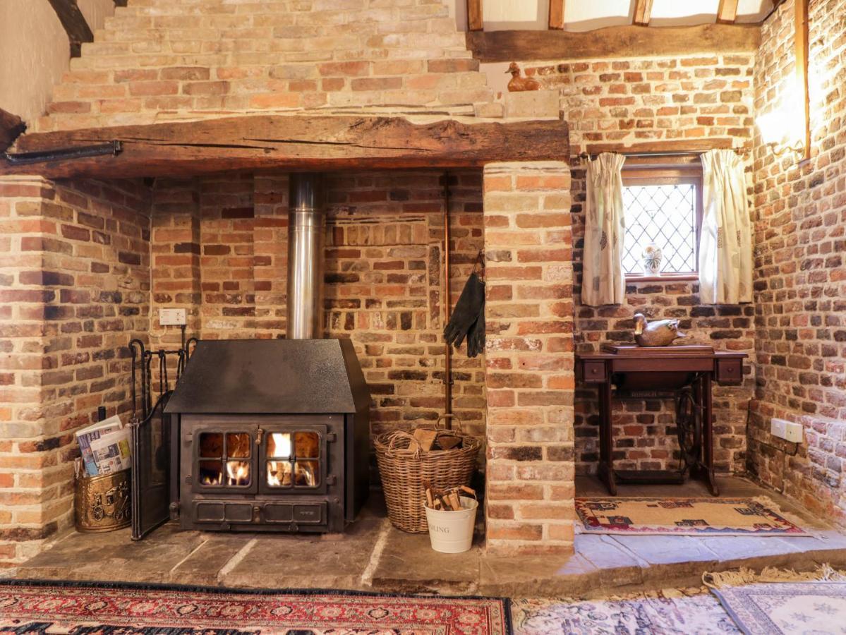 Brew Cottage Chislet Exterior photo